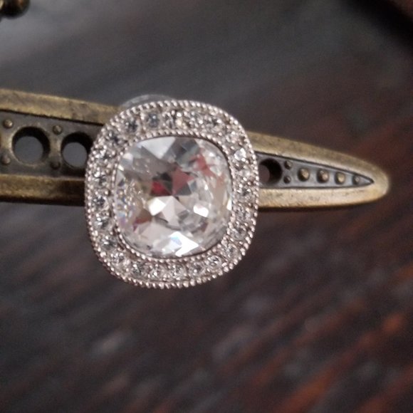 RARE VINTAGE SIGNED DESIGNER GIVENCHY CRYSTAL HALO HEADLIGHT EVENING EARRINGS
